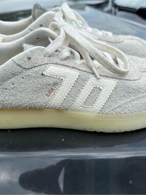 Back 70 Cream Suede Sneakers with White Accents